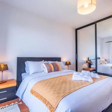 Apartamento The Red Nest By Galmi Arco da Calheta (Madeira)